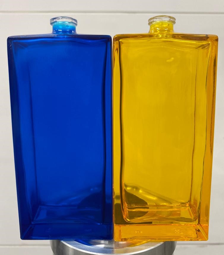 Embalagens de vidro beneficiadas com verniz aditivado com nanopartícula de prata. 